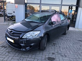 Toyota AURIS (E15)  1.4 D-4D 90 cv de 2011
