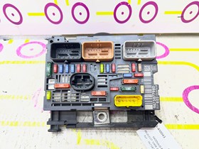 BSM PEUGEOT 5008 I MPV 2.0 HDi