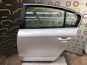 Porta Traseira Esquerda VW PASSAT (B6) 1.9 TDI Ref. OEM: 3C5833055H