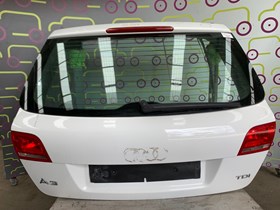 Tampa da Mala AUDI A3 Sportback (8P) 2.0 TDI  Ref. 8P4827023H